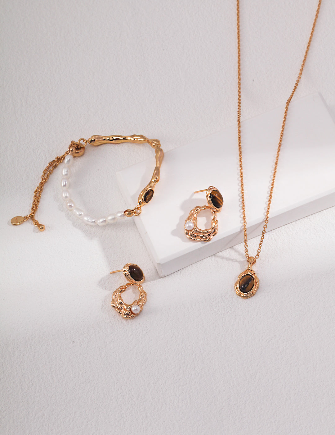 Tiger’s Eye Bracelet